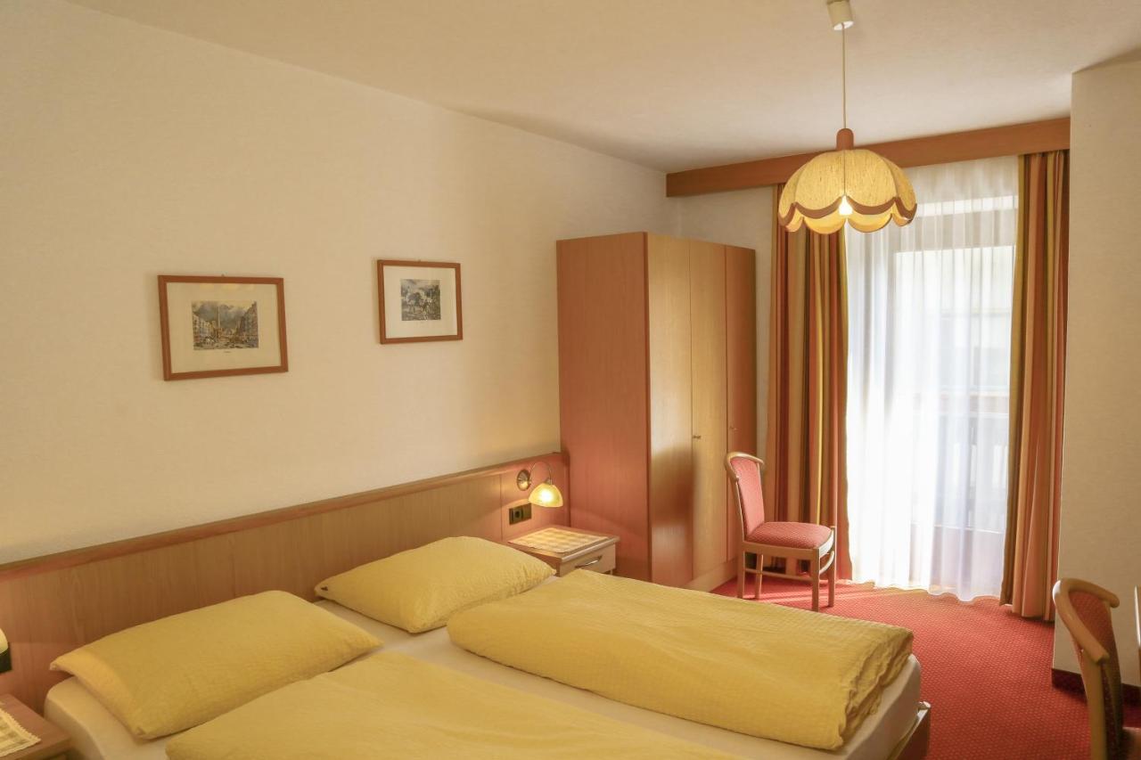 Gasthof Albergo Neuwirt Val di Vizze Buitenkant foto